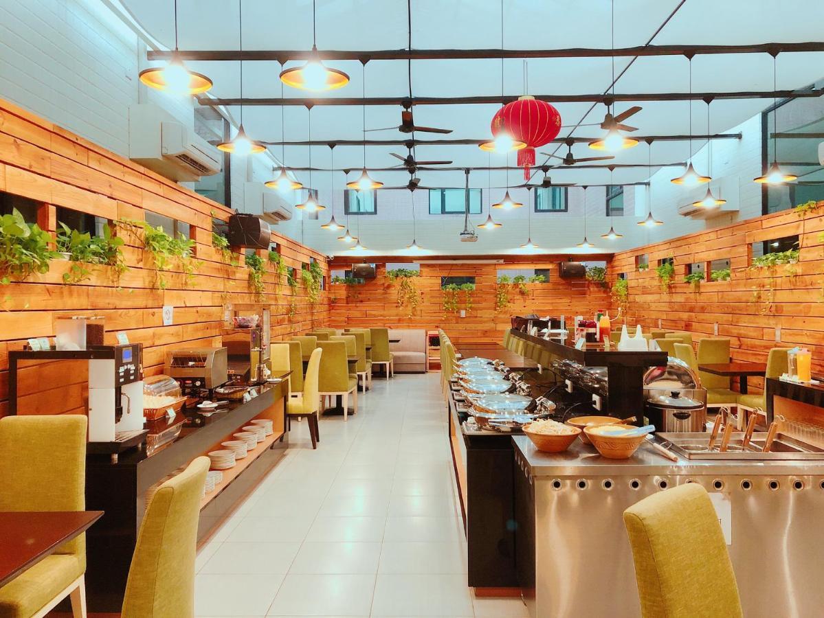 วีมีท บูทีก โฮเต็ล ปินตัง Hotel Pingtung ภายนอก รูปภาพ