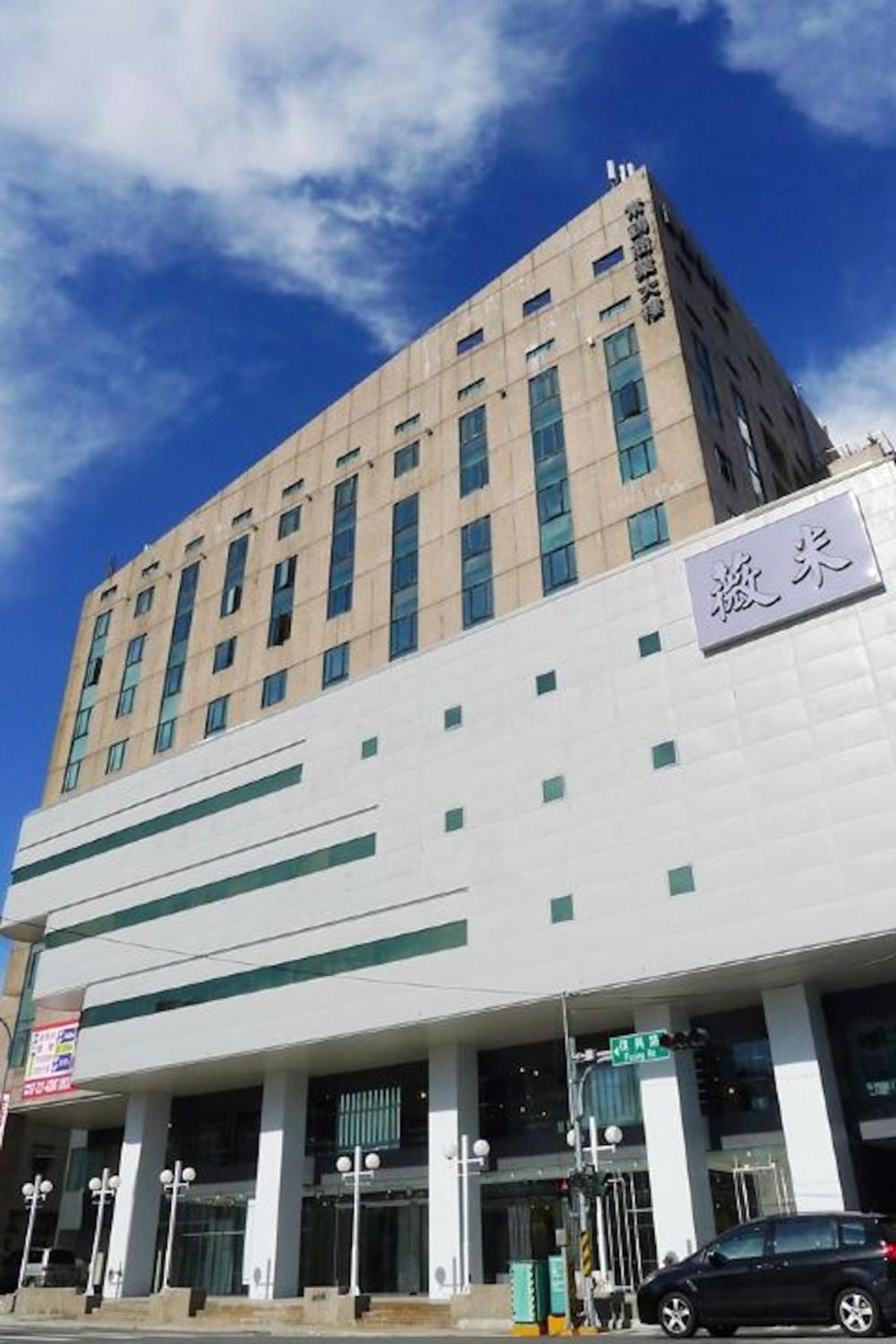 วีมีท บูทีก โฮเต็ล ปินตัง Hotel Pingtung ภายนอก รูปภาพ