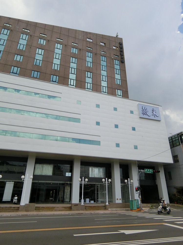 วีมีท บูทีก โฮเต็ล ปินตัง Hotel Pingtung ภายนอก รูปภาพ