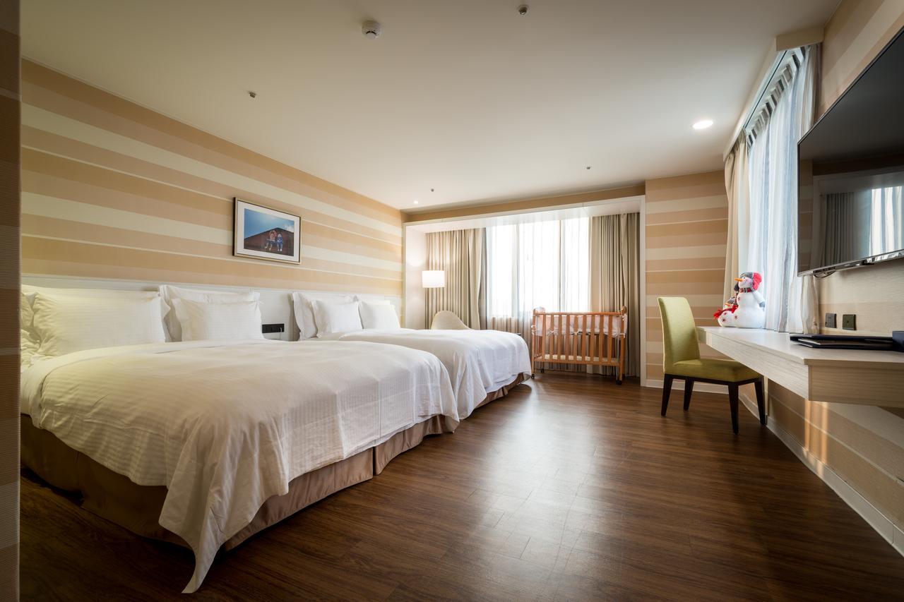 วีมีท บูทีก โฮเต็ล ปินตัง Hotel Pingtung ภายนอก รูปภาพ