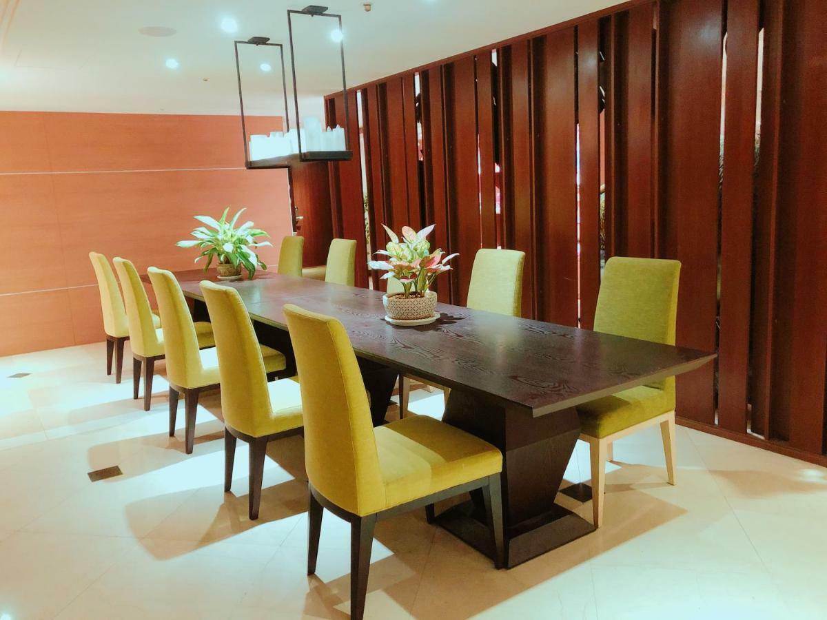 วีมีท บูทีก โฮเต็ล ปินตัง Hotel Pingtung ภายนอก รูปภาพ