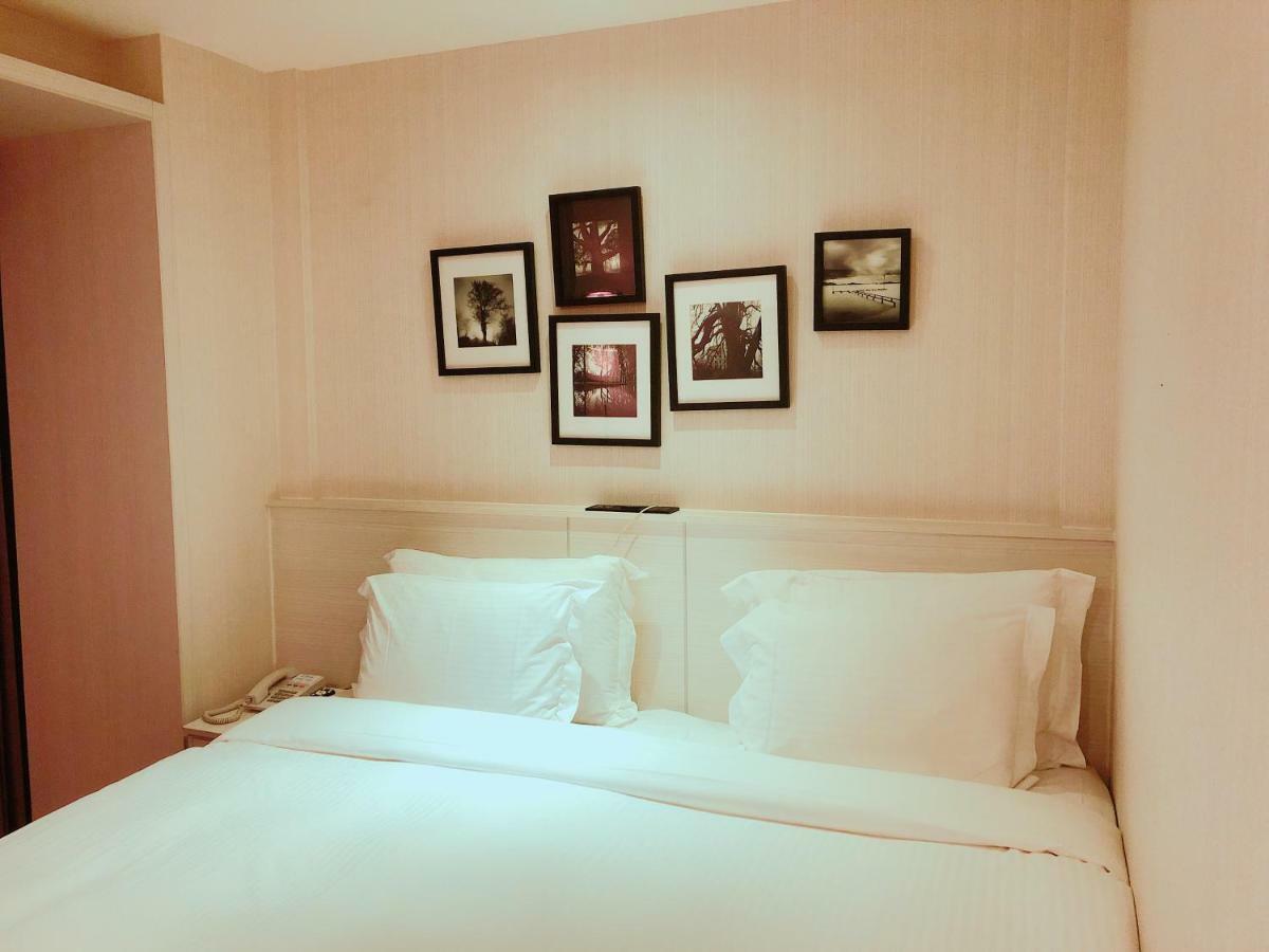 วีมีท บูทีก โฮเต็ล ปินตัง Hotel Pingtung ภายนอก รูปภาพ