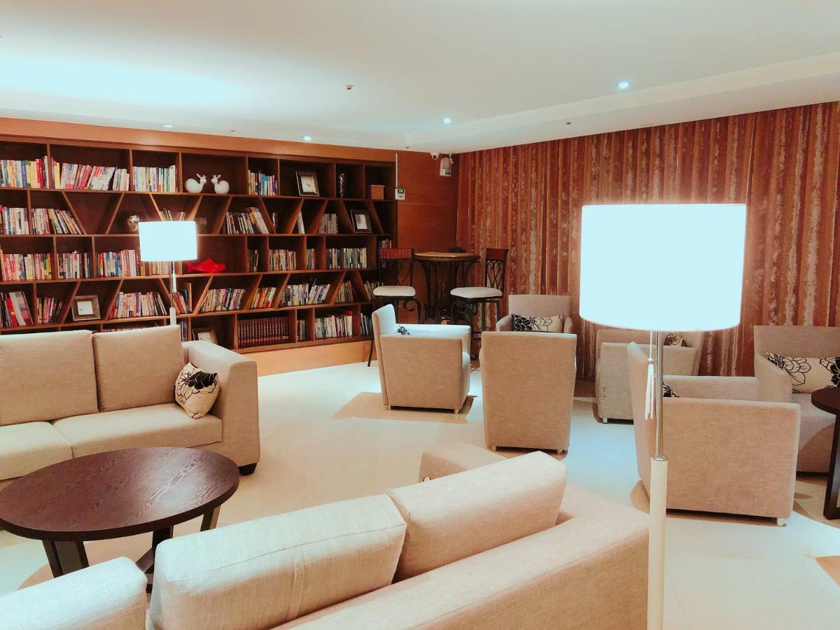 วีมีท บูทีก โฮเต็ล ปินตัง Hotel Pingtung ภายนอก รูปภาพ