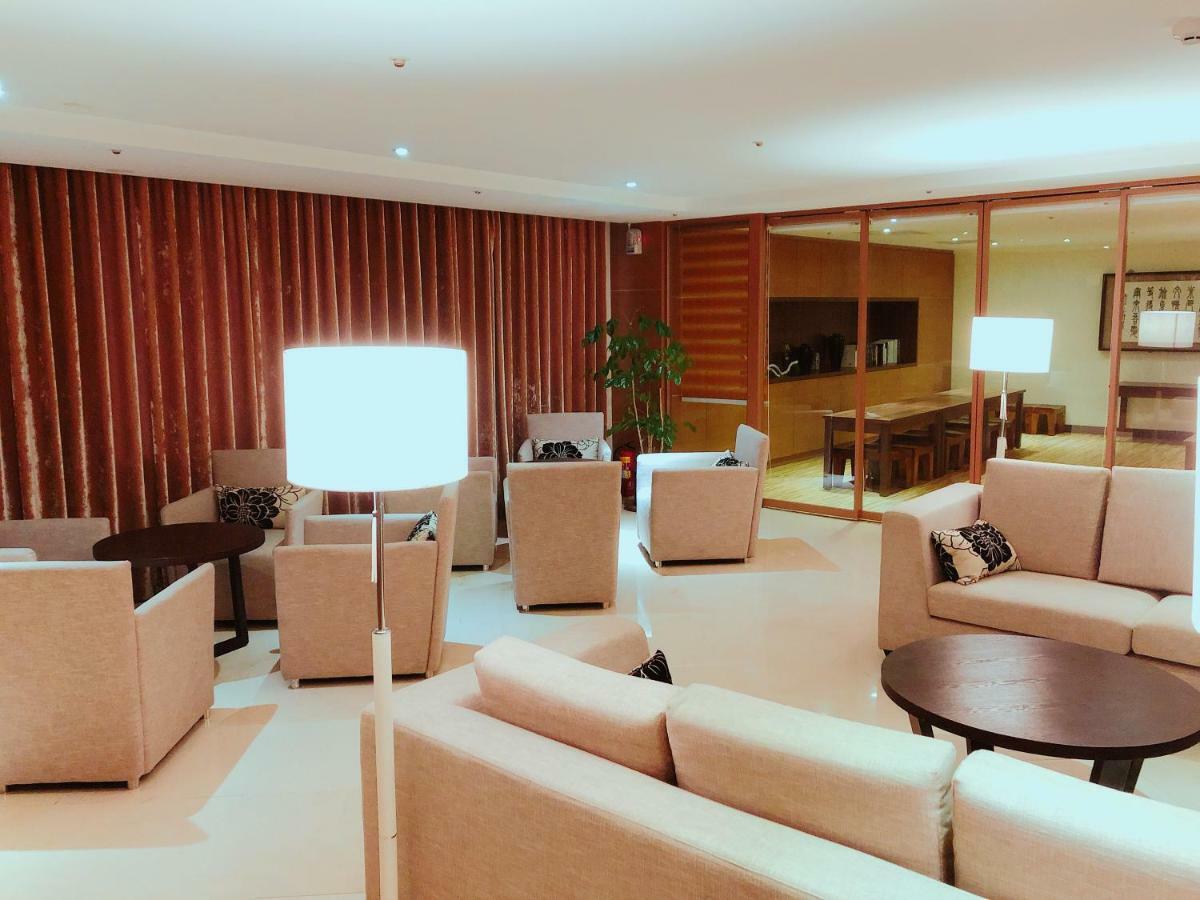 วีมีท บูทีก โฮเต็ล ปินตัง Hotel Pingtung ภายนอก รูปภาพ